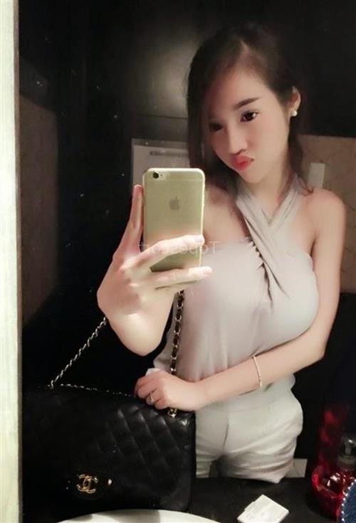 Lesslye, 19, Malmö, Incall eskort