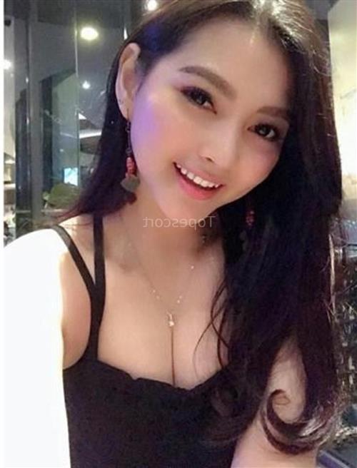 Soumandeh, 26, Trosa, Vip eskort