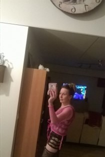 Refslund, 18, Upplands Väsby, Outcall eskort