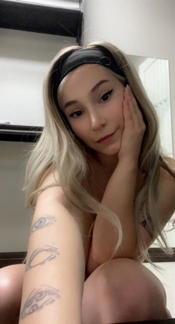 Mialotta, 21, Kristinehamn, Independent eskort